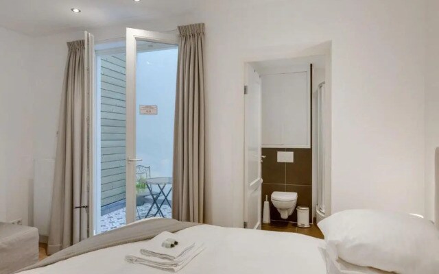 Luxurious Studio Jordaan Couple Getaway