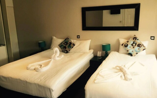 198 Suites