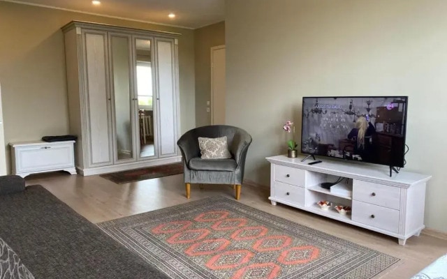 City center apartment with the sea view