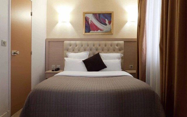 Hotel Lebron