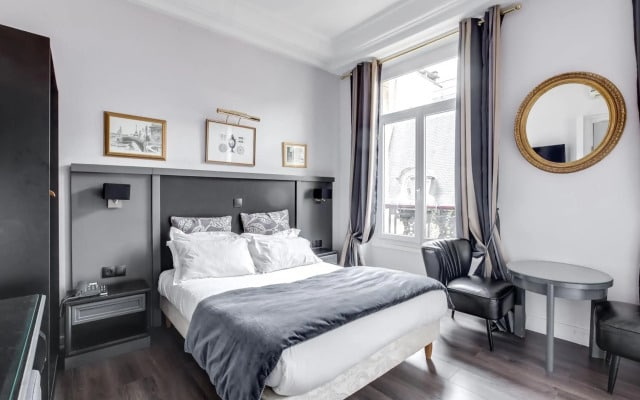 Hotel Opéra Maintenon