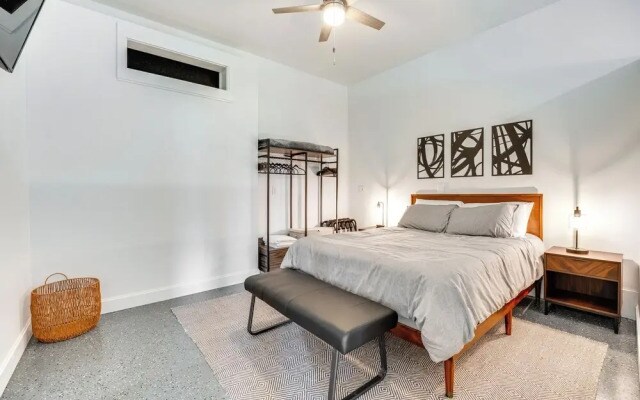 Pasco Studio Vacation Rental w/ Private Patio!