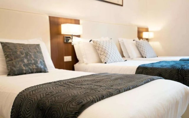 Archi Di Roma Guest House