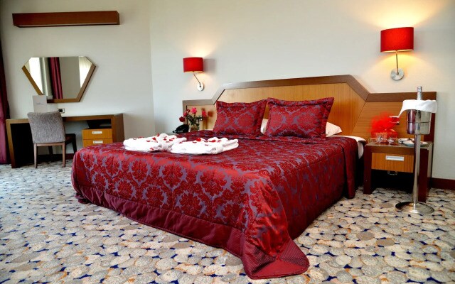 Hotel Hegsagone Marine Asia