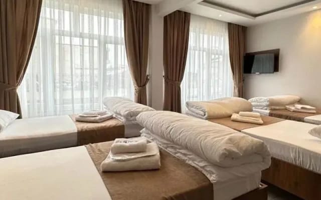 Derya Hotel