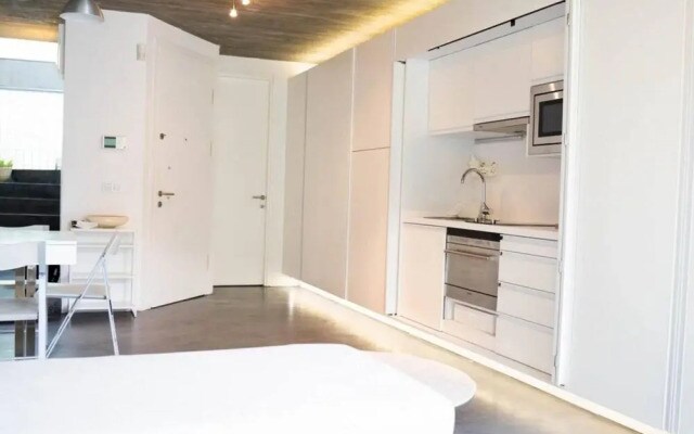 Stylish and Central Duplex House in Beyoglu