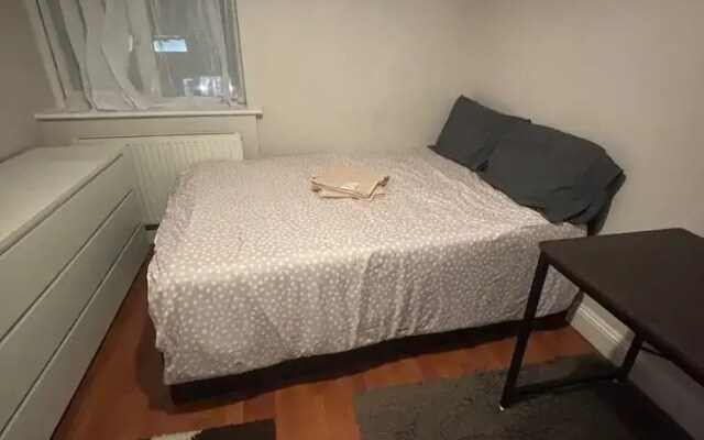 Stylish 1-bed Apartment- Sleeps 3 w/ Central Links