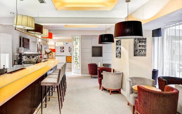 Three Crowns Hotel