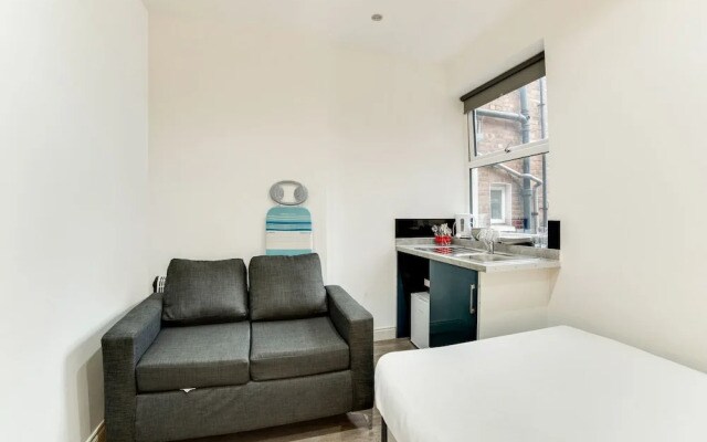 Beautiful Studio in London Near Wimbledon Park