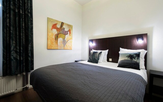 Quentin Canal House Hotel