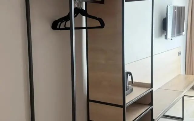 По Комнатам