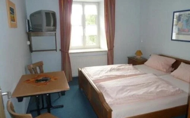 Garni-Hotel zur Post