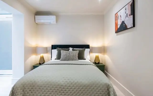 Marble Arch Suites