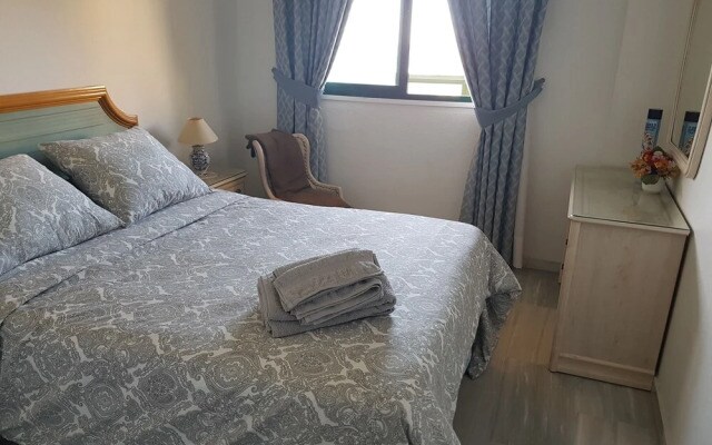 Apartamento Bajondillo Primera linea de Playa