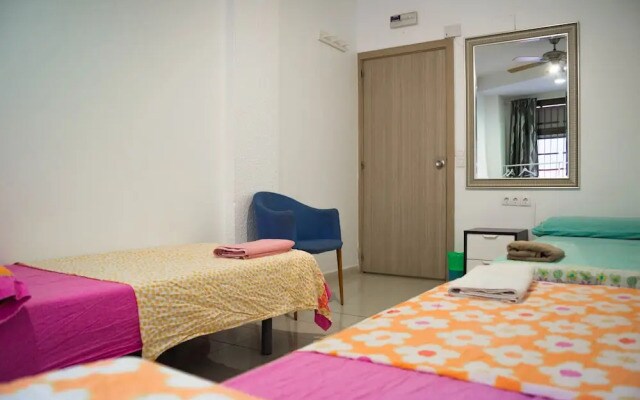 Hostel Ideal Badal