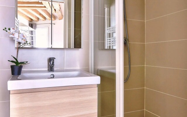 B 366 - Quartier Latin - Deluxe Appartement