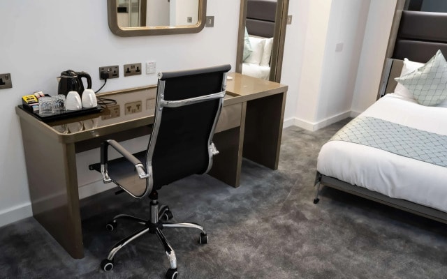 Atrium Hotel Heathrow