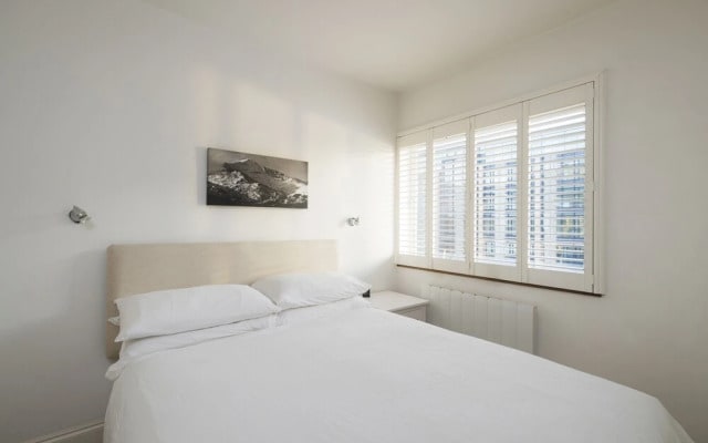 JOIVY Sublime 1 bed flat with Thames view