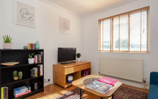 Modern 1BR Flat in Angel/islington, Fits 4