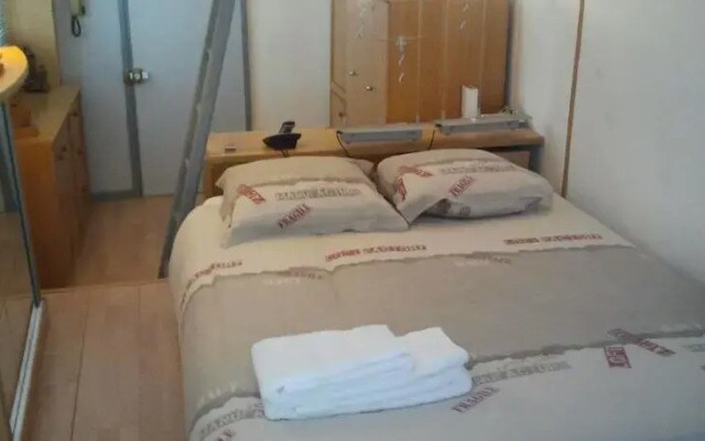 Studio Court Sejour Paris