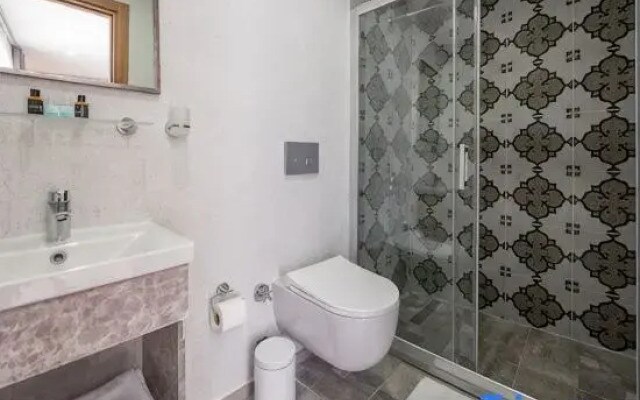 Takism-Penthouse w Balcony 401