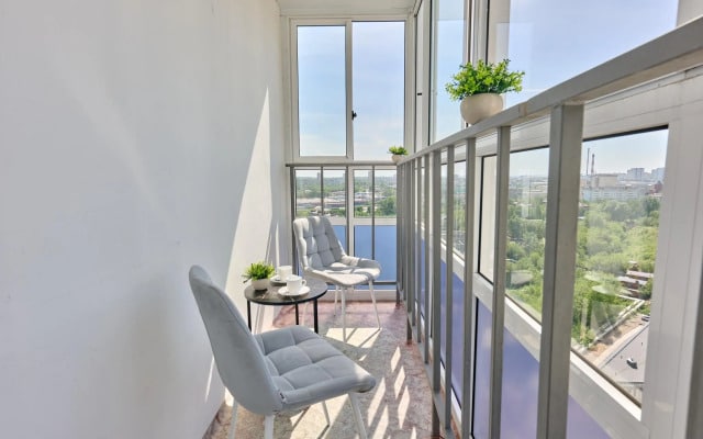 Уютная З комнатная квартира на 19 этаже