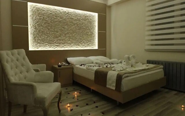Derya Otel