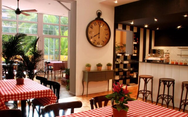 Casa Consell Guest House