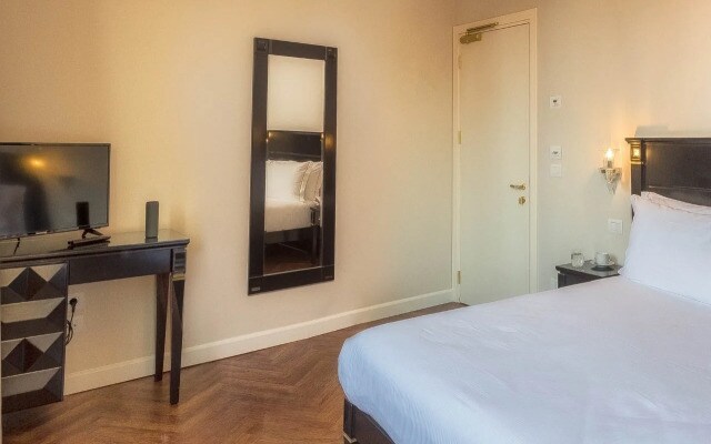 Отель IH Hotels Venezia Salute Palace