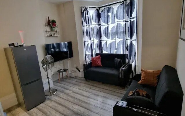 Cozy London Apartment - Central Location