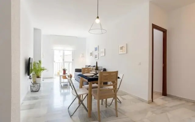 Malagasuite Living Coast