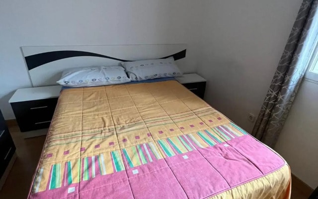 habitación matrimonial en piso compartido en el centro de Madrid