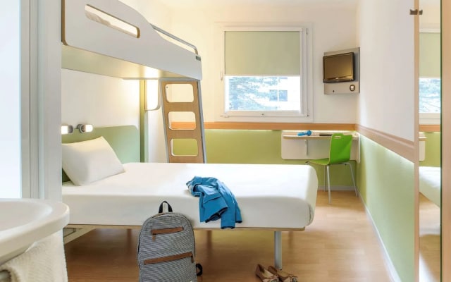 Отель ibis budget Gennevilliers Asnières