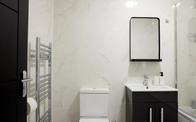 Harthill Apartment