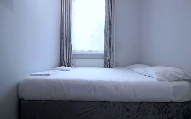 Clock House Hotel London Croydon