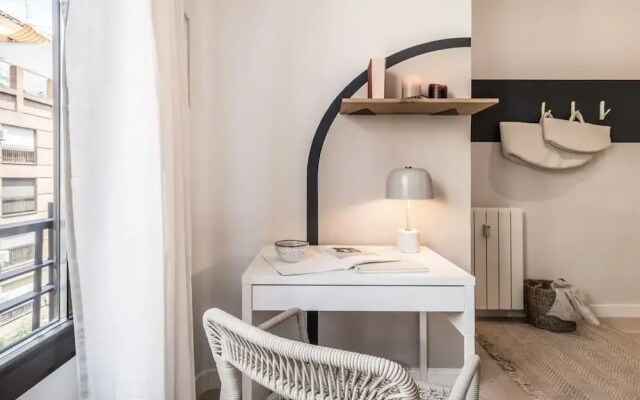 Sebastiano - 3 Bedrooms and Balcony in Almagro