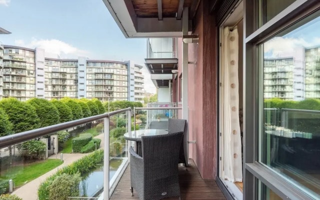 Gorgeous 2 Bed, with Balcony, Battersea
