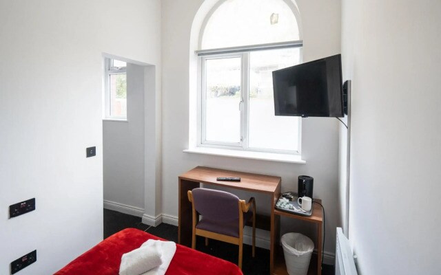 Imperial Salford Hotel