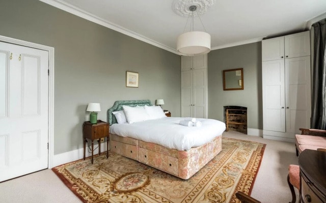 Stylish 3BD Family Home In Shepherd Bush