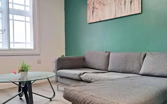 Practical & Affordable 2 BR Flat in City Centre