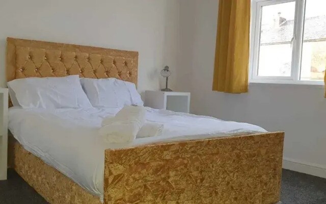 Fantastic New Room-3