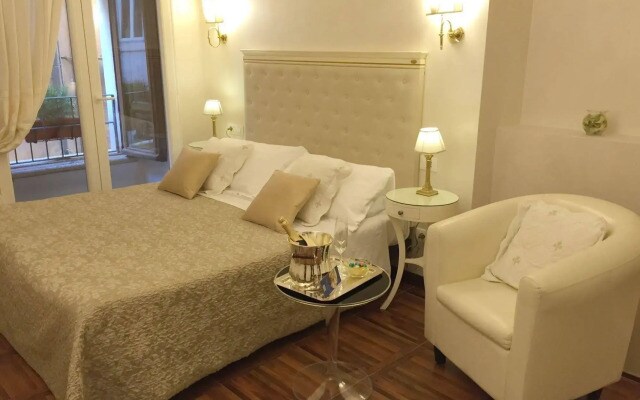 White Rooms Navona