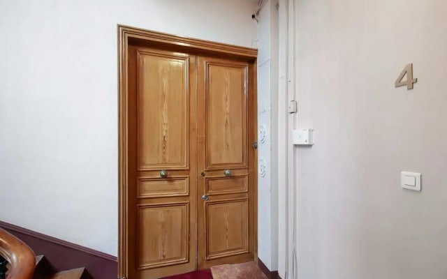 Comfortable Parisian Home 2mins From Metro Line 7