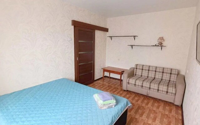 2-к. кв. на Ястынской 15