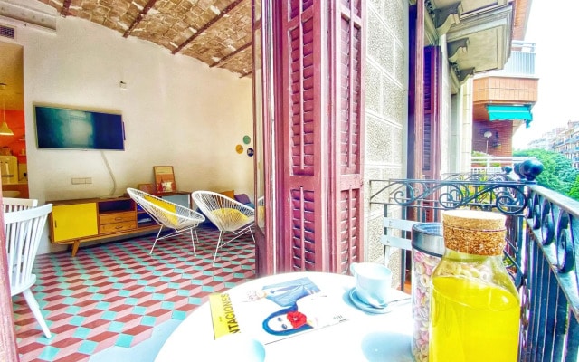 Tyche apartment
