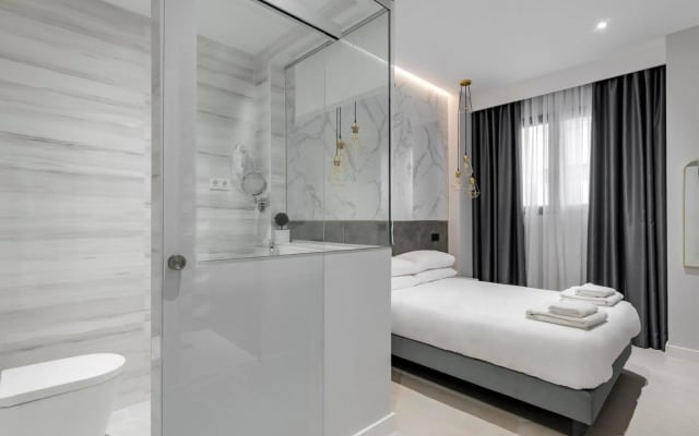 Emba Room