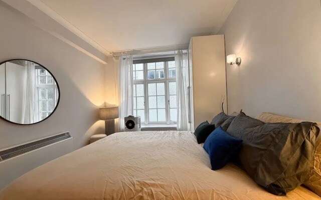 Luxurylondonstays - Cosy Mayfair Hideout on Prestigious Street
