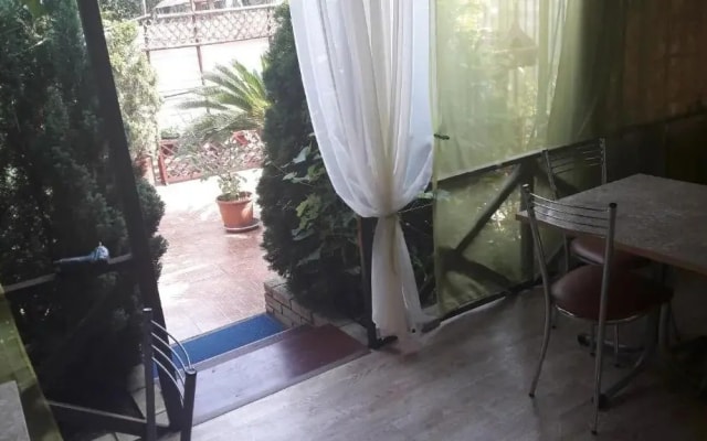 Lazurniy Guest House