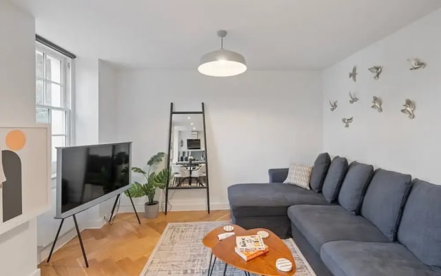 Modern 1 Bedroom Apartment in Fitzrovia