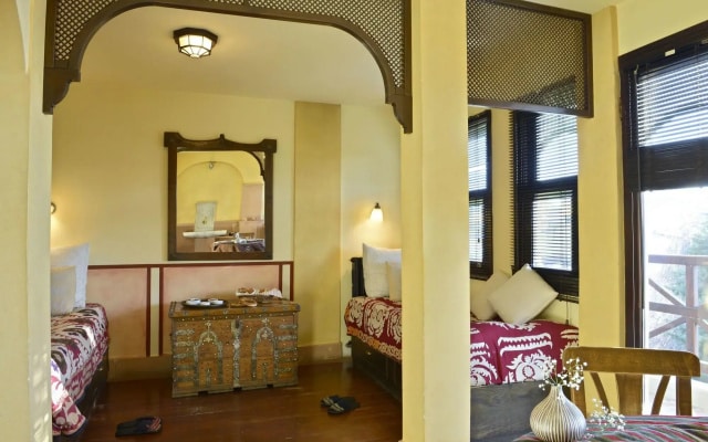Hotel Empress Zoe